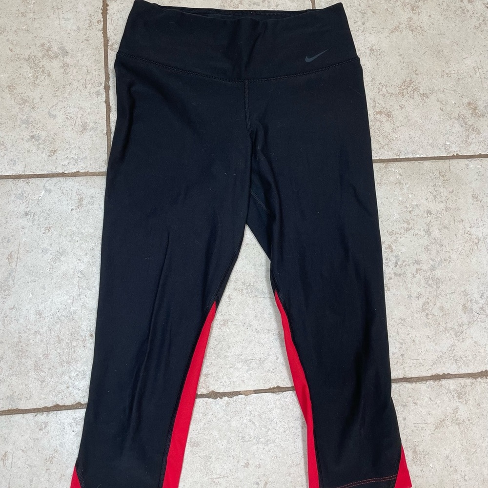 Nike Cropped Leggings